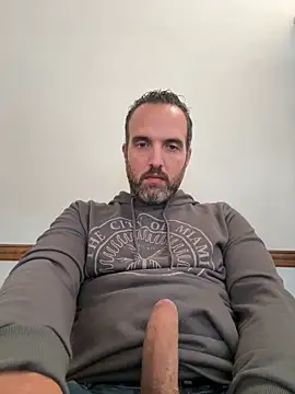 leon3875 online show from March 2026 03:29:01 PM