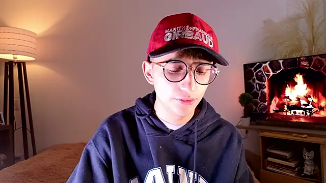 Snapshot of Mr_evan1 chatting on November 2025 03:12:01 PM Mr evan1 online show from November 2025 03:12:01 PM