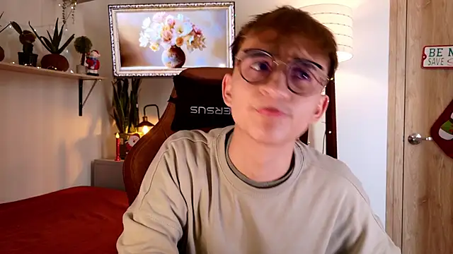 Snapshot of Mr_evan1 chatting on November 2025 04:22:02 PM Mr evan1 online show from November 2025 04:22:02 PM