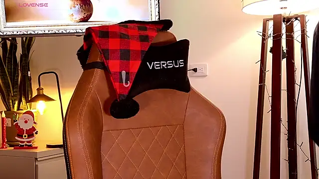 Snapshot of Mr_evan1 chatting on December 2025 03:50:02 PM Mr evan1 online show from December 2025 03:50:02 PM