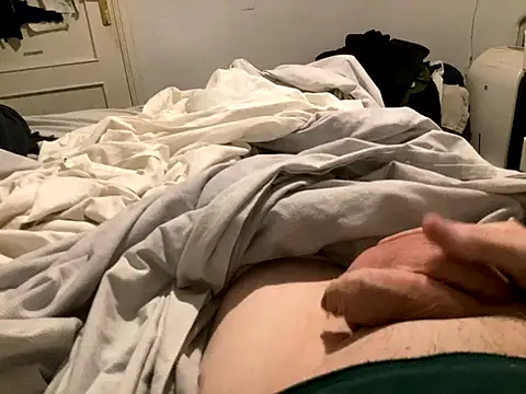 Bossinmidd12 online show from December 2025 06:01:02 PM