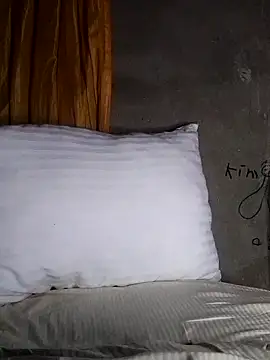 lachilena027 online show from February 2025 02:54:02 PM