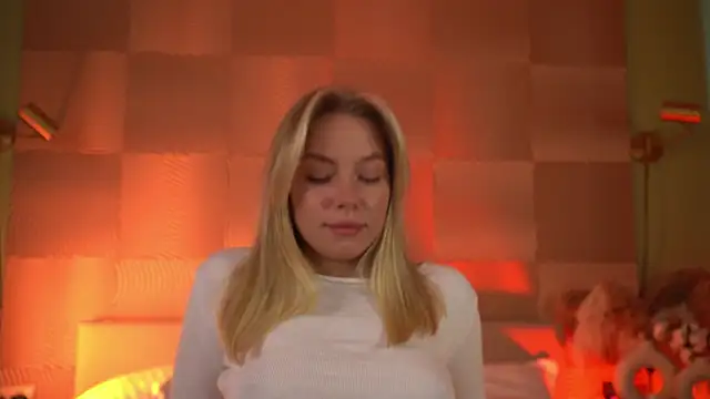 -Snowwwy- online show from January 2025 08:00:02 AM