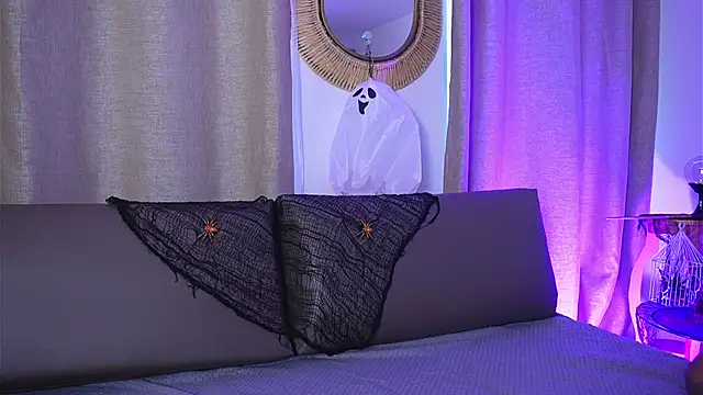 Snapshot of ShelleyMorell chatting on October 2025 02:27:02 PM ShelleyMorell online show from October 2025 02:27:02 PM