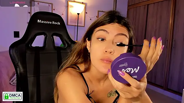 Lilabril online show from March 2026 02:42:02 PM