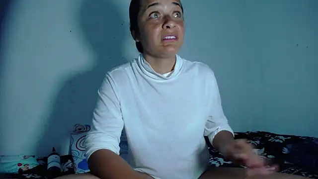 Snapshot of GiveLove1 chatting on December 2024 05:07:01 AM GiveLove1 online show from December 2024 05:07:01 AM