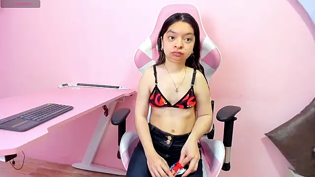 CharlotteMuller online show from December 2025 08:06:02 PM