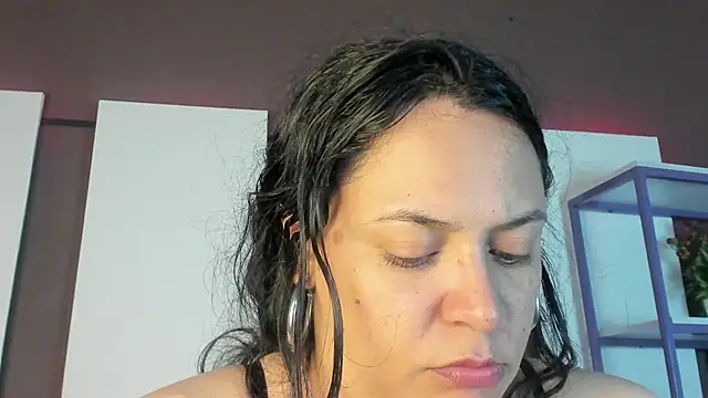 Biiancacox online show from November 2025 03:05:01 AM