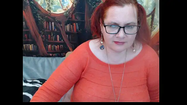 Snapshot of PlayfullMature chatting on May 2026 10:52:02 AM PlayfullMature online show from May 2026 10:52:02 AM