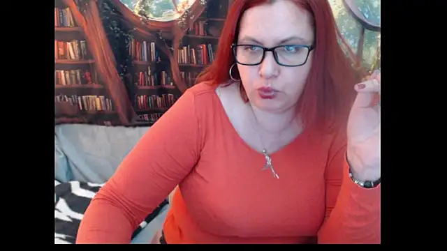 Snapshot of PlayfullMature chatting on May 2026 01:39:01 PM PlayfullMature online show from May 2026 01:39:01 PM