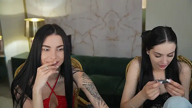 Tina Breeze online show from May 2026 08:11:02 AM