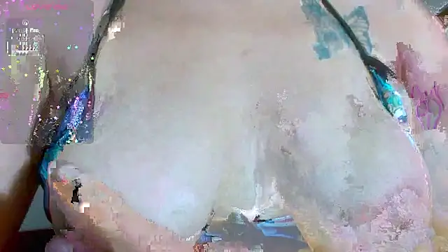 Eva Hoot online show from October 2025 04:37:01 PM