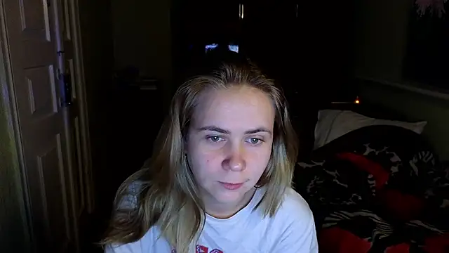 Riley Roo online show from December 2024 06:42:02 PM