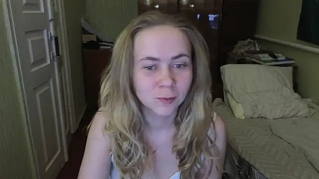 Riley Roo online show from March 2025 07:09:01 PM