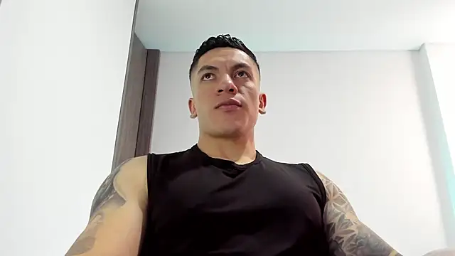Snapshot of aquiles_51 chatting on July 2026 06:23:01 PM aquiles 51 online show from July 2026 06:23:01 PM