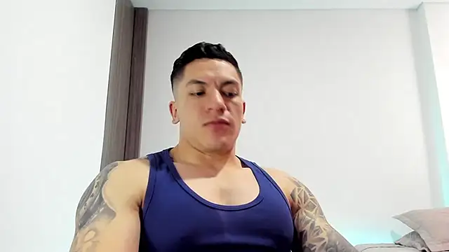 Snapshot of aquiles_51 chatting on July 2026 07:34:02 PM aquiles 51 online show from July 2026 07:34:02 PM
