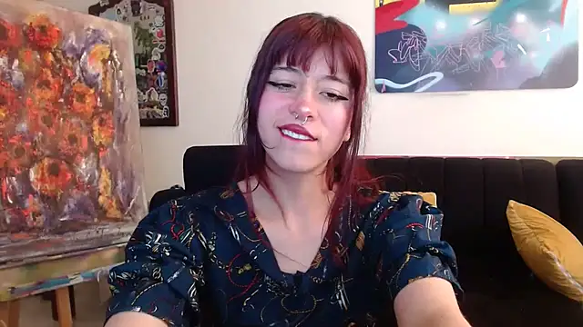 Snapshot of SuzzyyM chatting on October 2025 07:10:02 PM SuzzyyM online show from October 2025 07:10:02 PM