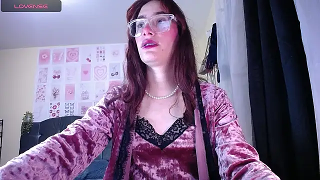 IsaBaileys  online show from March 2026 11:52:01 PM