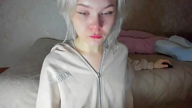 Snapshot of Dopaminegirl chatting on September 2025 09:31:02 PM Dopaminegirl online show from September 2025 09:31:02 PM