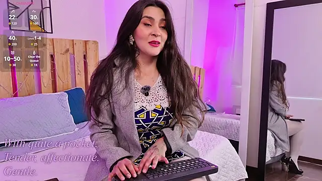 emily amaya online show from July 2026 08:40:02 PM