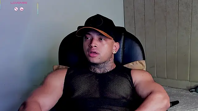 Stiven collins online show from April 2026 04:32:01 AM