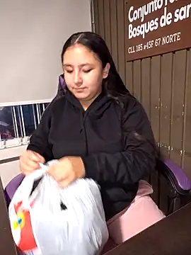 Cute Penelope online show from December 2025 11:14:02 AM