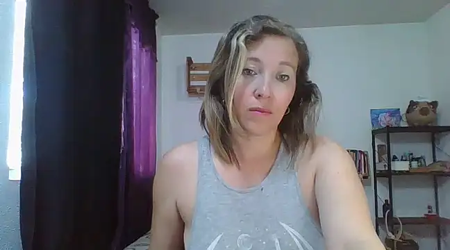 charlott ponce online show from February 2025 06:10:02 PM