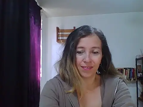 charlott ponce online show from October 2025 06:30:02 PM
