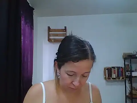 charlott ponce online show from November 2025 06:54:01 PM