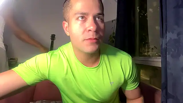 gerson173Hugo online show from March 2025 11:02:01 PM