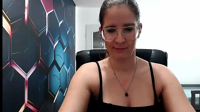 Snapshot of KayaRose chatting on December 2024 03:23:01 PM KayaRose online show from December 2024 03:23:01 PM