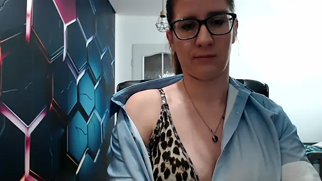 Snapshot of KayaRose chatting on December 2024 03:13:02 PM KayaRose online show from December 2024 03:13:02 PM