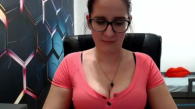 Snapshot of KayaRose chatting on January 2025 07:21:01 PM KayaRose online show from January 2025 07:21:01 PM