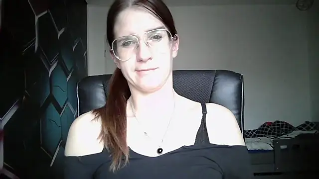 Snapshot of KayaRose chatting on October 2025 03:09:01 PM KayaRose online show from October 2025 03:09:01 PM