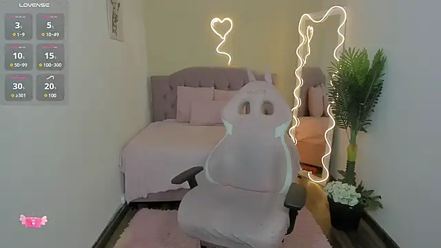 Gennesis tay online show from January 2025 06:23:01 PM