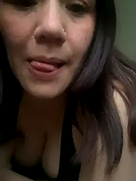 Snapshot of kika-233 chatting on November 2025 11:13:01 PM kika-233 online show from November 2025 11:13:01 PM