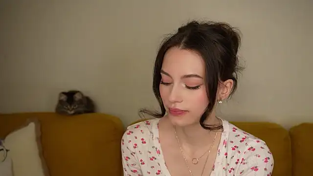 Snapshot of FirstOfFallen chatting on December 2025 09:58:01 AM FirstOfFallen online show from December 2025 09:58:01 AM