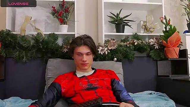 Snapshot of CalvinCay chatting on December 2024 08:21:02 PM CalvinCay online show from December 2024 08:21:02 PM