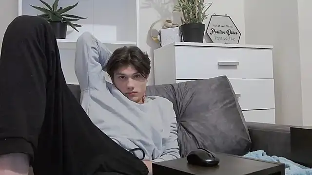 Snapshot of CalvinCay chatting on February 2025 02:26:02 AM CalvinCay online show from February 2025 02:26:02 AM