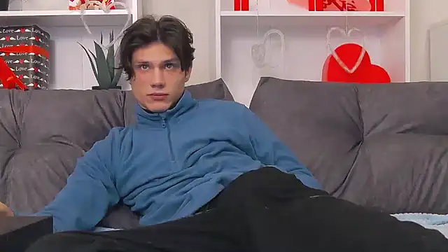 Snapshot of CalvinCay chatting on February 2025 07:49:01 PM CalvinCay online show from February 2025 07:49:01 PM