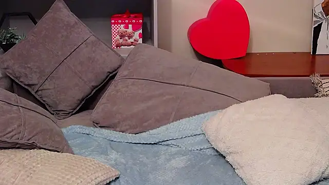 Snapshot of CalvinCay chatting on February 2025 01:41:01 AM CalvinCay online show from February 2025 01:41:01 AM