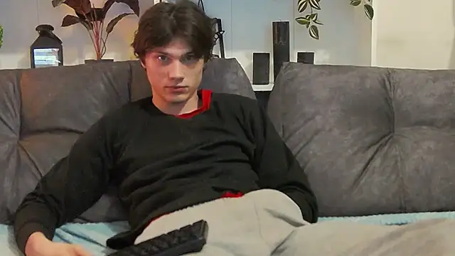 Snapshot of CalvinCay chatting on March 2025 10:18:02 PM CalvinCay online show from March 2025 10:18:02 PM