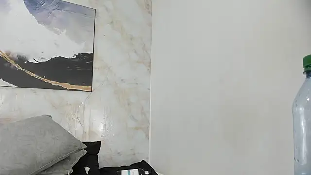 Snapshot of Anhii_Ruiz chatting on June 2026 09:14:01 AM Anhii Ruiz online show from June 2026 09:14:01 AM