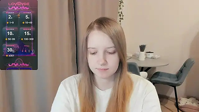 Snapshot of Alyaley chatting on September 2025 04:09:02 PM Alyaley online show from September 2025 04:09:02 PM