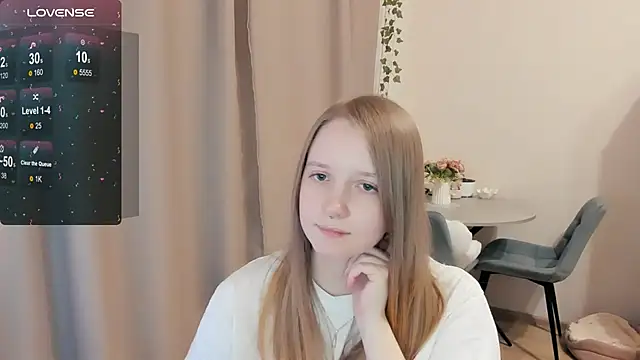 Snapshot of Alyaley chatting on December 2025 07:53:02 PM Alyaley online show from December 2025 07:53:02 PM