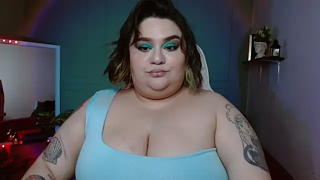 Snapshot of tiffany_laurens chatting on December 2024 08:15:01 AM tiffany laurens online show from December 2024 08:15:01 AM