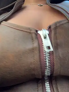 Syka0001 online show from December 2025 12:55:02 PM