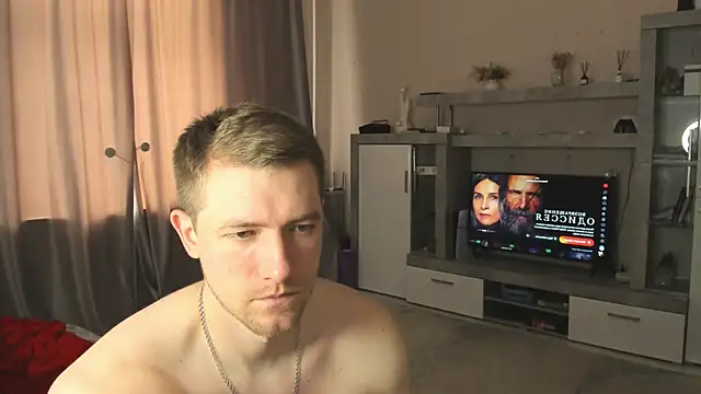 Snapshot of EthanPinkman chatting on July 2026 06:17:02 AM EthanPinkman online show from July 2026 06:17:02 AM