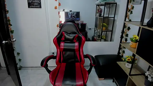 LilithCooperr  online show from December 2025 10:26:02 PM