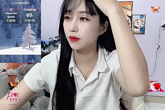 Snapshot of _LLisa_ chatting on February 2025 10:04:02 PM LLisa online show from February 2025 10:04:02 PM